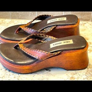 Steve Madden wood heel wedge sandals size 7